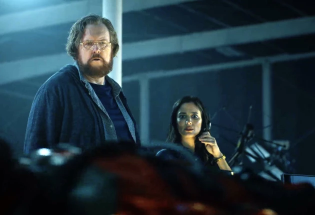 Промо-кадр из 8 серии 2 сезона сериала Миротворец 2022г